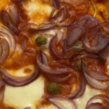 Max Pizza Drive food