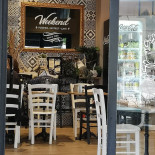 Weekend Pizzeria À l'intérieur