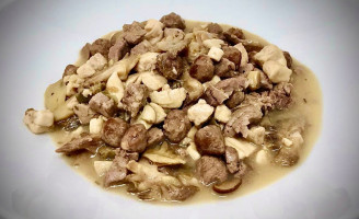 Cascina Valeggia food