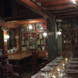 Mondelli Stable À l'intérieur