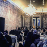Embassy Dentro