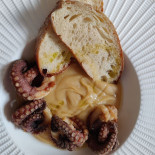 Mamapulia Comida