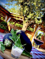 Agriturismo La Contea Del Vignolo Fiorito drink