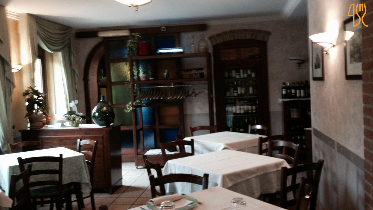 Cantina Del Bivio În interior