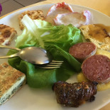 Aquila Nera food