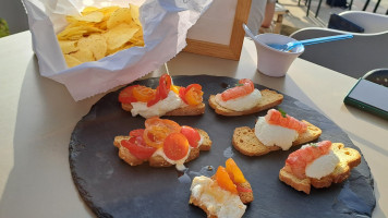 Sei Mamma Caura food