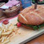 Untergandkeller Comida