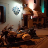 Harley Pub