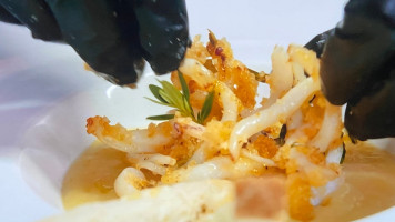 Cian Dal 1976 food