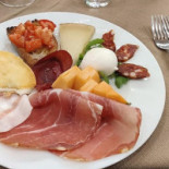 Moliendo Comida