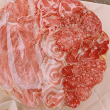 Commercio Tomanin food