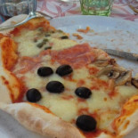 Hosteria La Tufa food