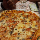 Hosteria La Tufa food