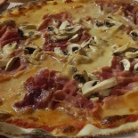 Hosteria La Tufa food