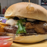 La Tana Del Bianconiglio Comida