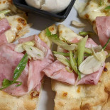 La Tana Del Bianconiglio Comida