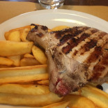 Latenasca Nourriture