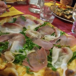 Latenasca Nourriture
