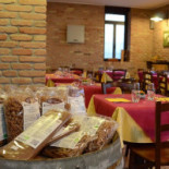 Latenasca À l'intérieur