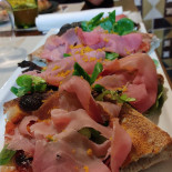 La Cantoniera Comida