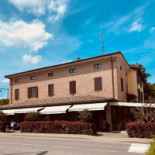 Trattoria Squeri outside