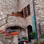 Pesciaioli outside