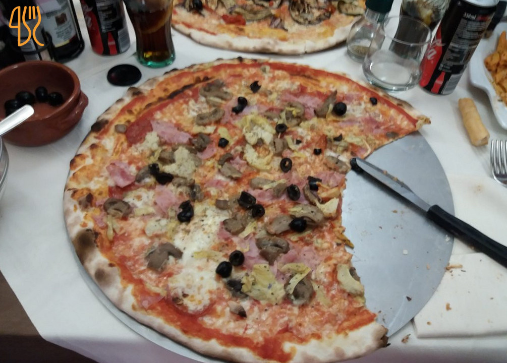 Pizzeria Cares C'e' Comida