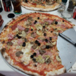 Pizzeria Cares C'e' Comida