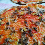Pizzeria Cares C'e' Comida