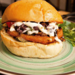 Bhouseburger Nourriture