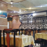 مطعم أبو عميره inside