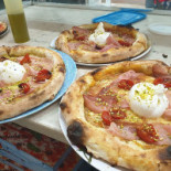 Pizzeria Lo Scugnizzo Da Pasquale food