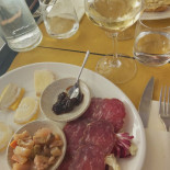 Gustose' Como Nourriture