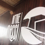 Ai Tre Massi Logo