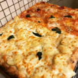 Pizzeria La Fornarina food