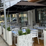 Amici outside