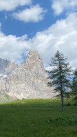 Dell'albergo Vezzan outside