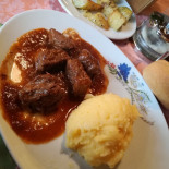 Alte Hutte food