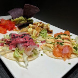 Shi’s Comida