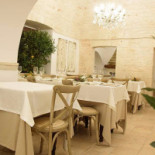 Trullo D'oro inside