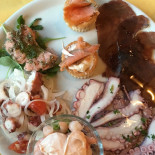 Bella Niella Pizzeria Camere food