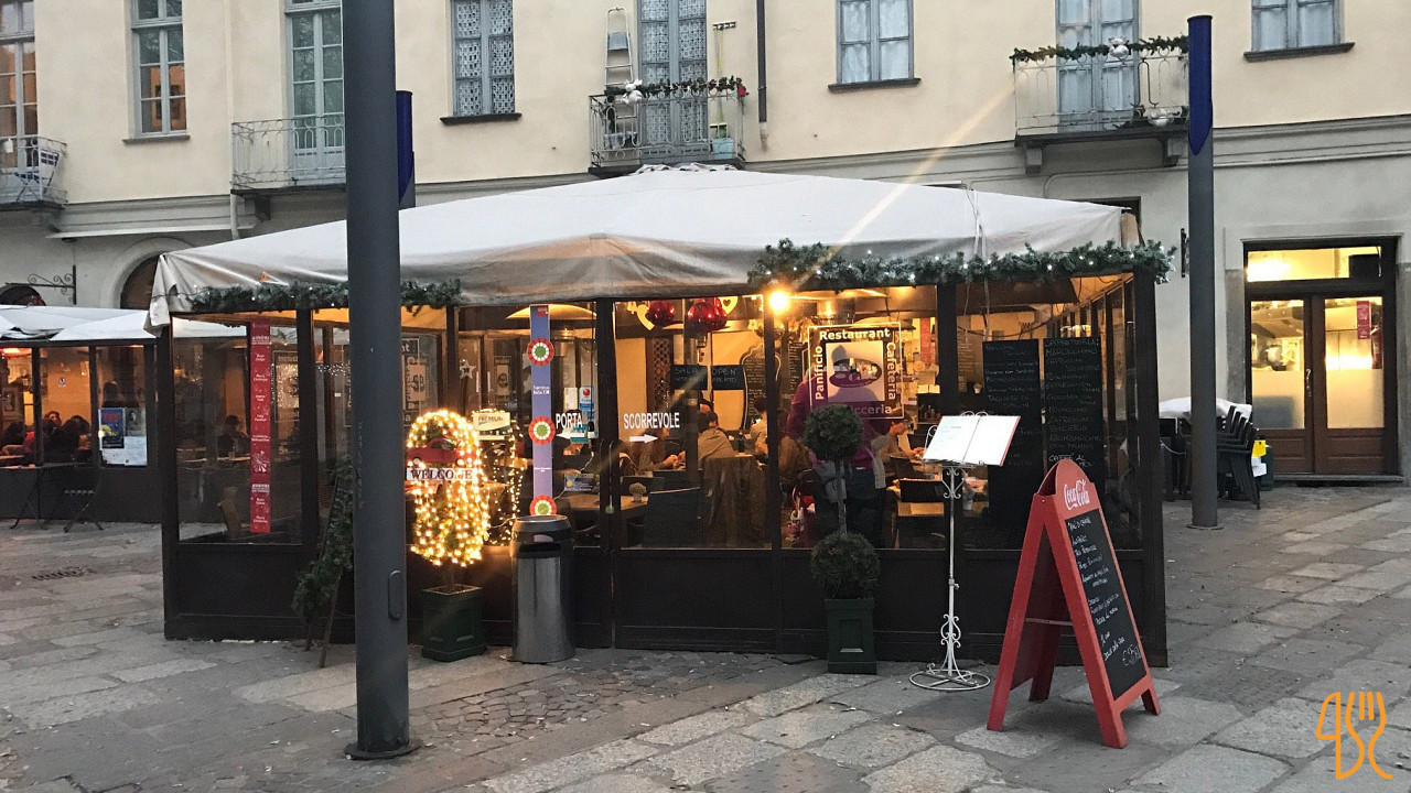 Pan Cafe Exterior