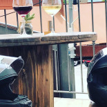 E .divino La Vineria