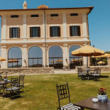 The Cesar Exterior