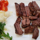 Black Angus Comida
