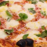 A Tutta Pizza food