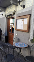 El Rocol outside