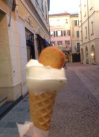 Buosi Gelato outside