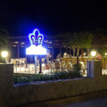 Fleur De Lis outside