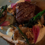 Bryggjan food